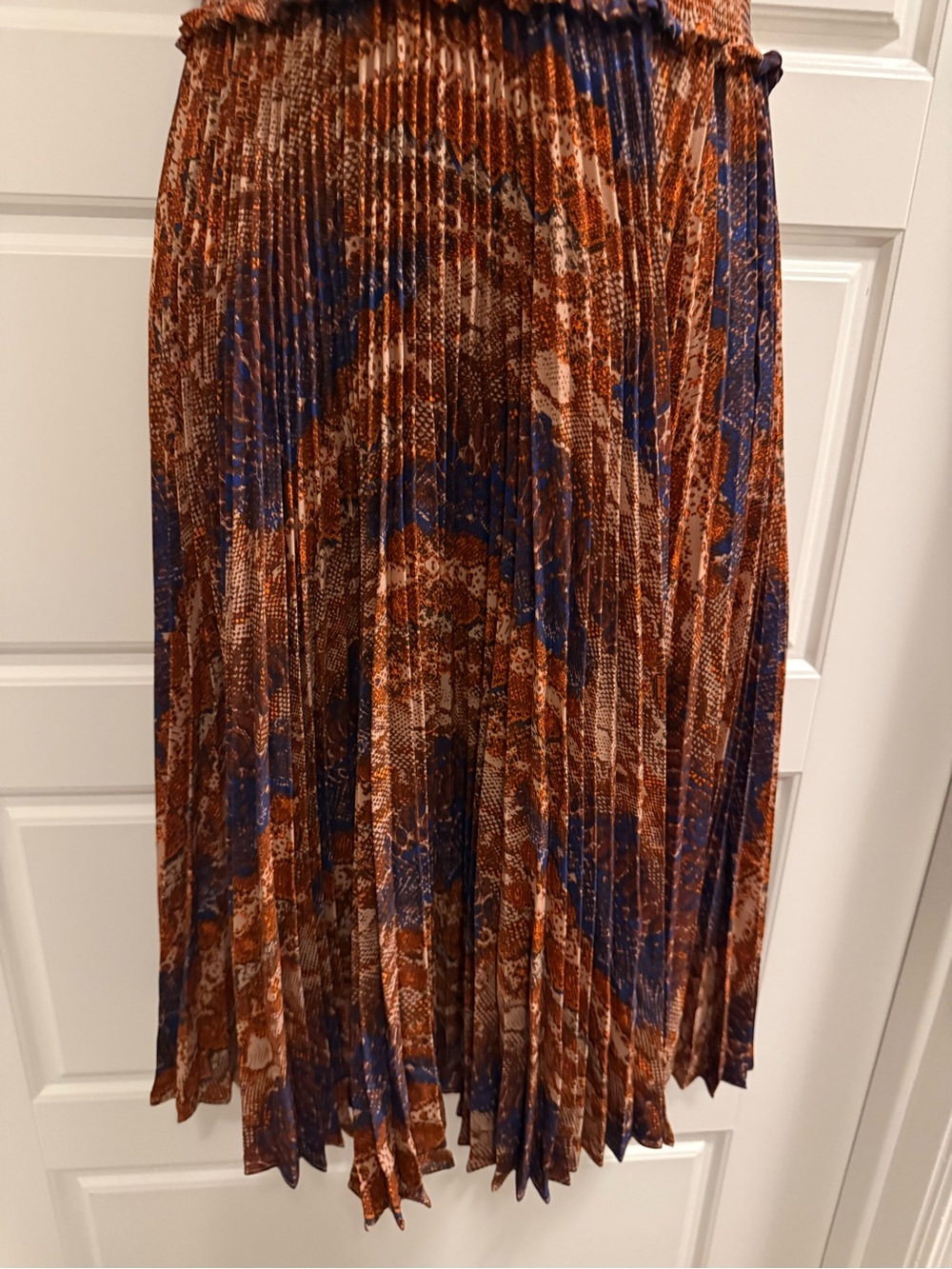 Nanette Lepore Sleeveless Pleated Mock-Neck Dress in Brown & Navy - Picture 7 of 10